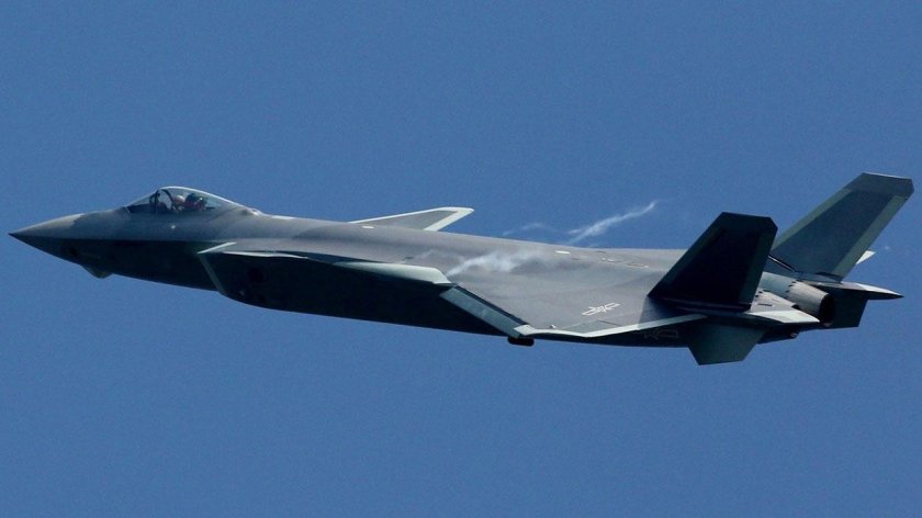 J-20 истребитель пятого поколения