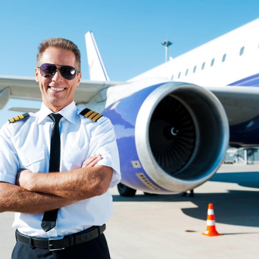 Пилот самолета