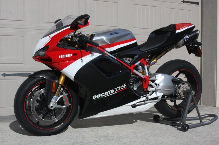 Ducati Corse мотоцикл