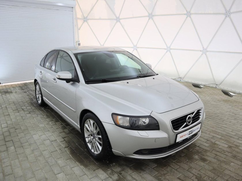 Volvo s40 ii рестайлинг