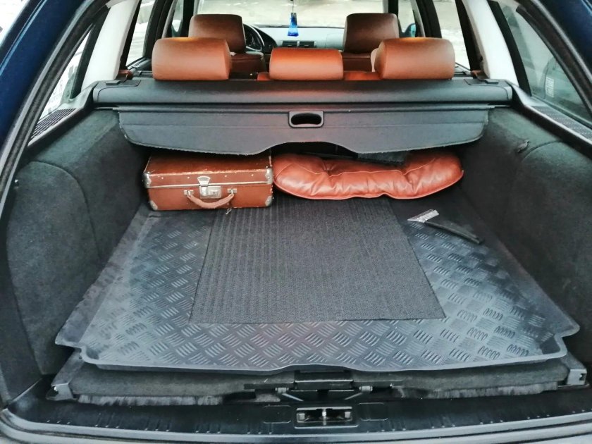БМВ е39 универсал багажник