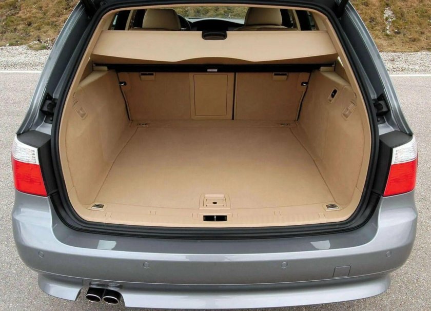 BMW e61 багажник