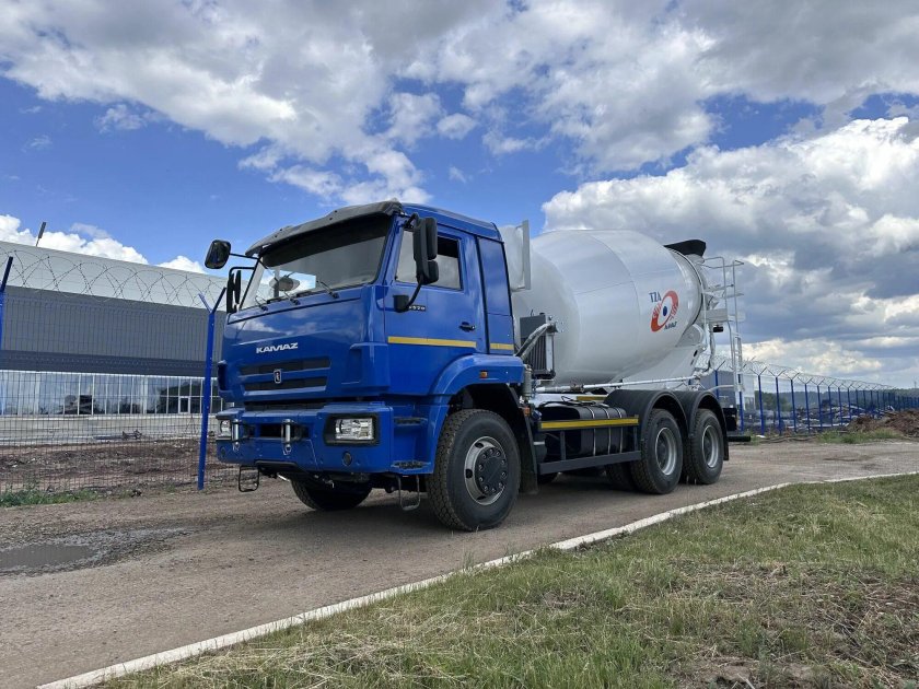 Автобетоносмеситель КАМАЗ 58140v