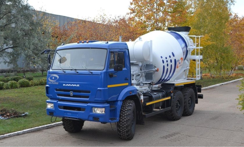 КАМАЗ 43118 миксер