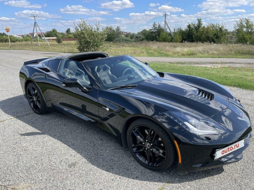 Корвет черный