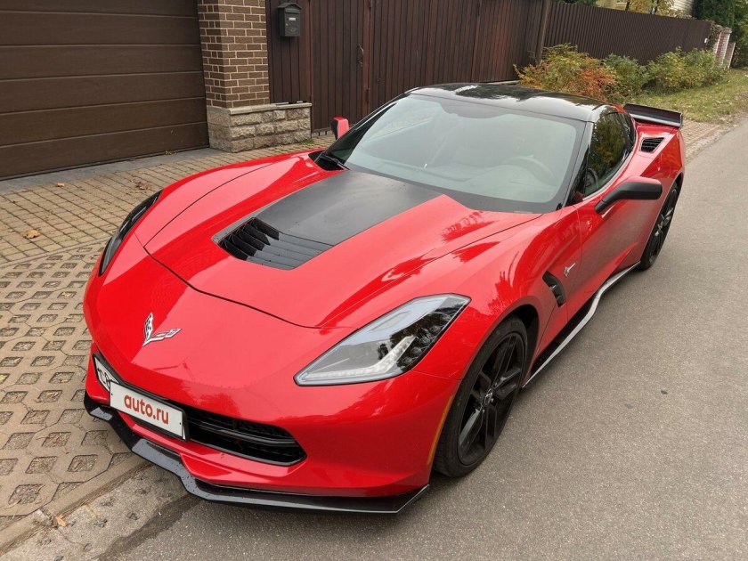 Красный Корвет