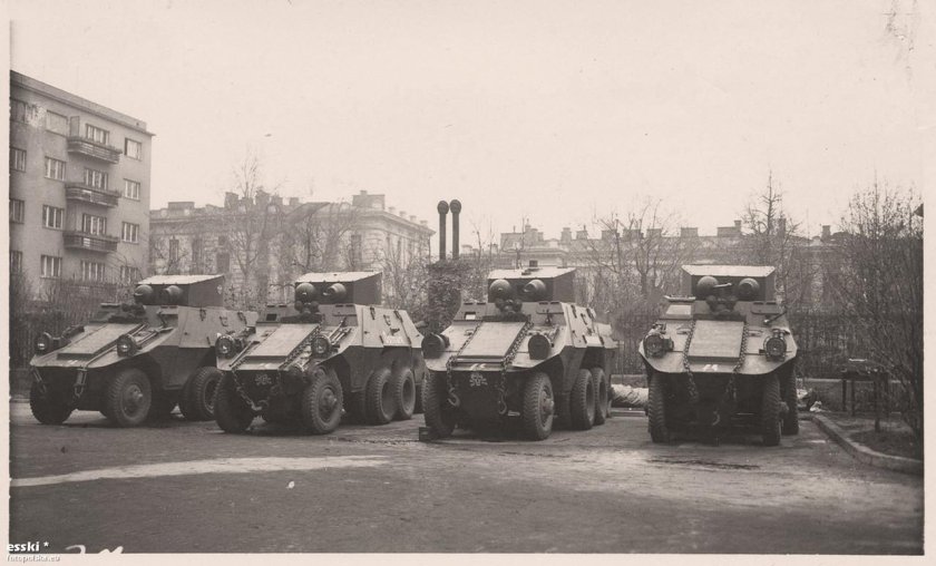 Бронеавтомобиль ADGZ Daimler