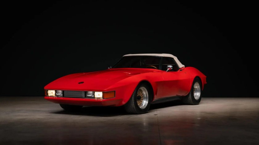 Chevrolet corvette 1975