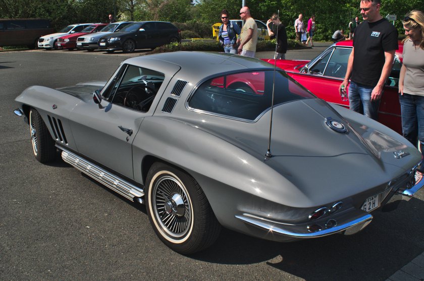 Chevrolet Corvette c2 Sting ray