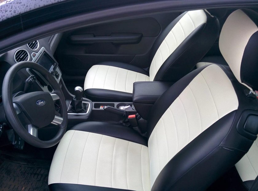 Чехлы из экокожи на Форд фокус 2