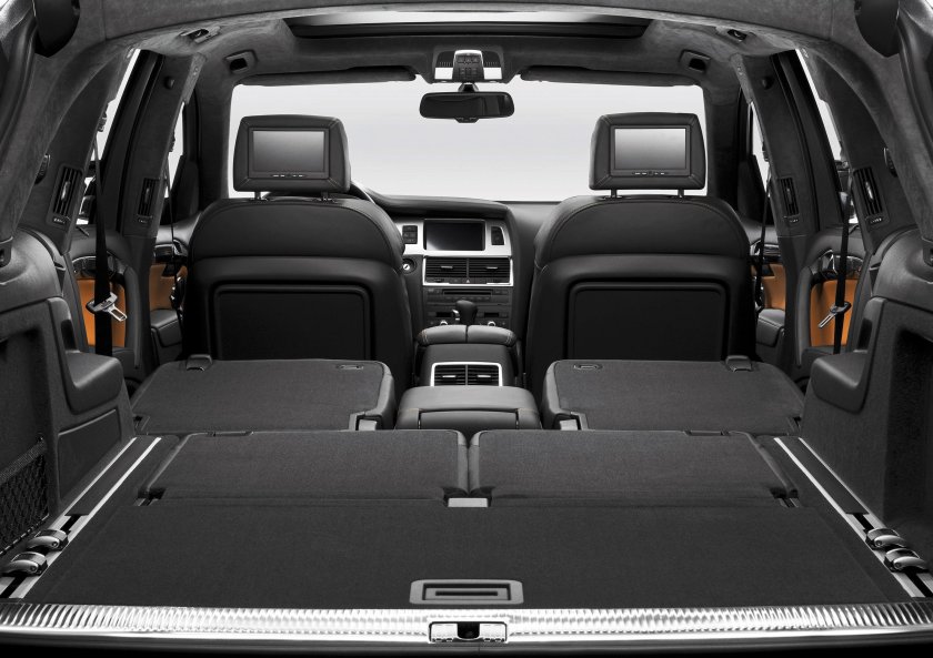 Ауди q7 7 местный