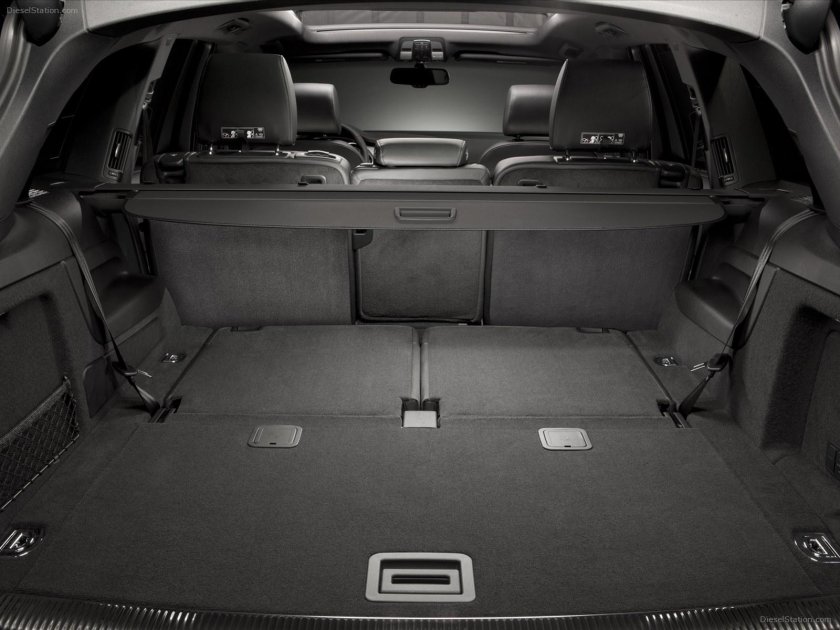 Audi q7 7 местный