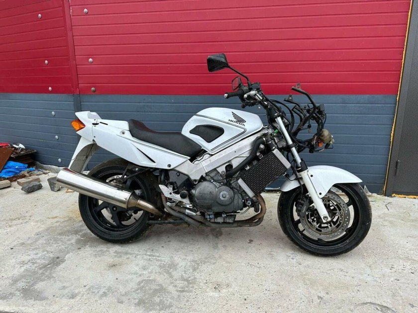 Хонда брос 650