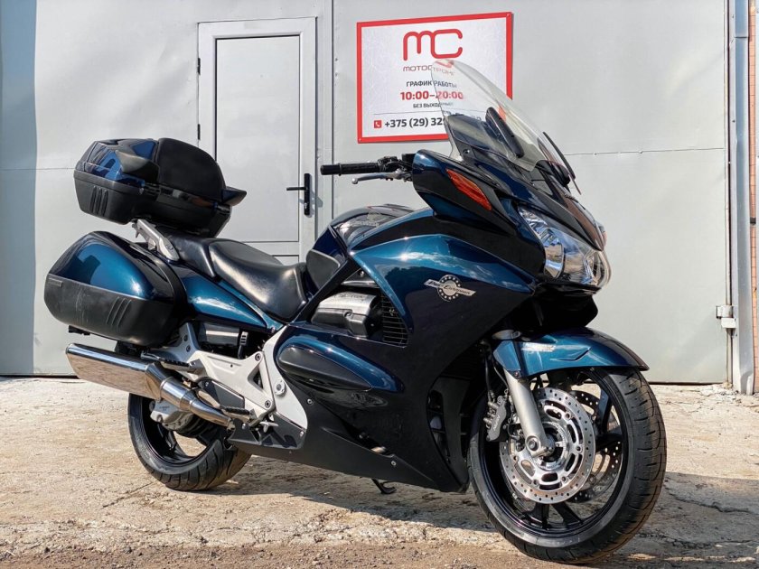 Honda st1300 Pan European