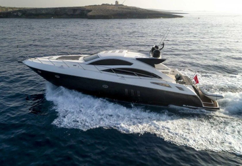 Sunseeker Predator 62