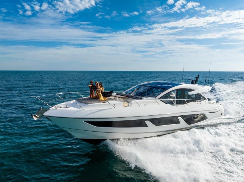 Sunseeker predator 55