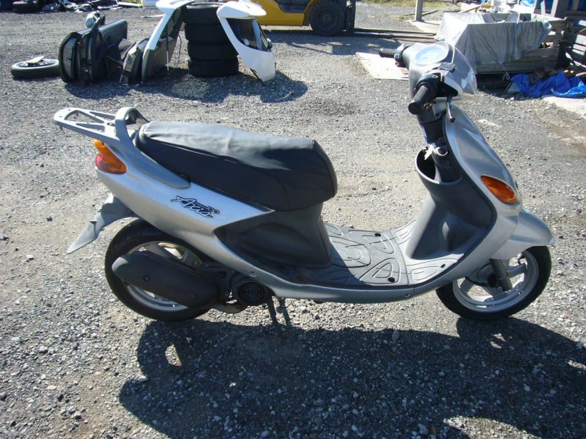 Yamaha Grand Axis 100