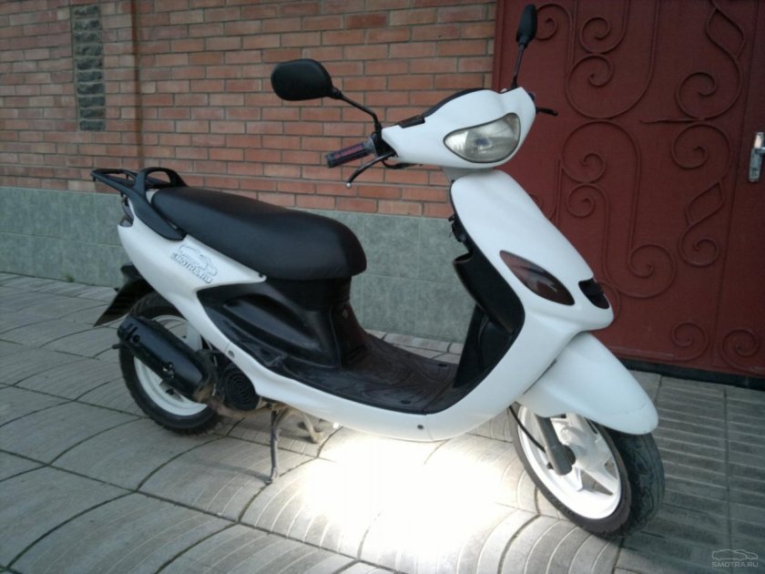Yamaha Axis 100