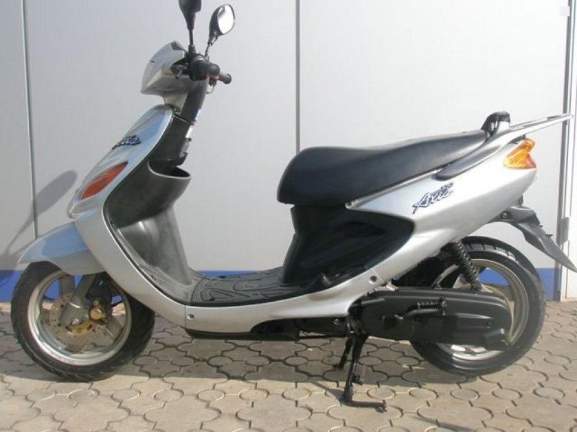 Yamaha Axis 100