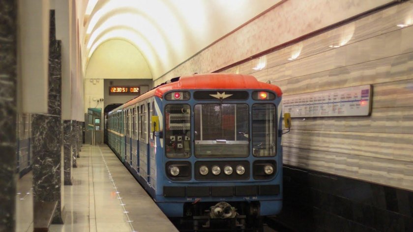 Номерной 81-717/714