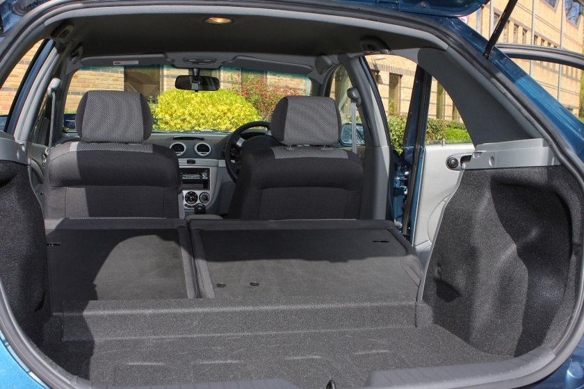 Chevrolet Lacetti универсал салон багажник