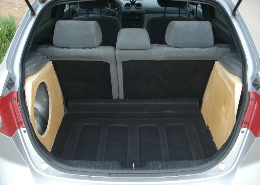 Шевроле Лачетти хэтчбек 1.6 багажник