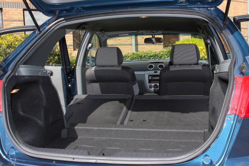 Chevrolet Lacetti универсал салон багажник