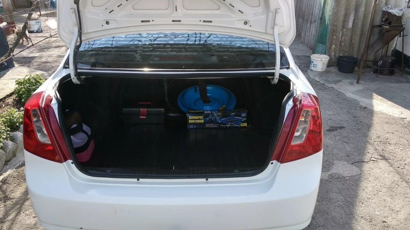 Лачетти хэтчбек багажник