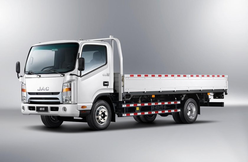 Грузовик JAC n200