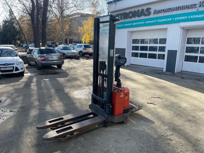 Штабелер swe120