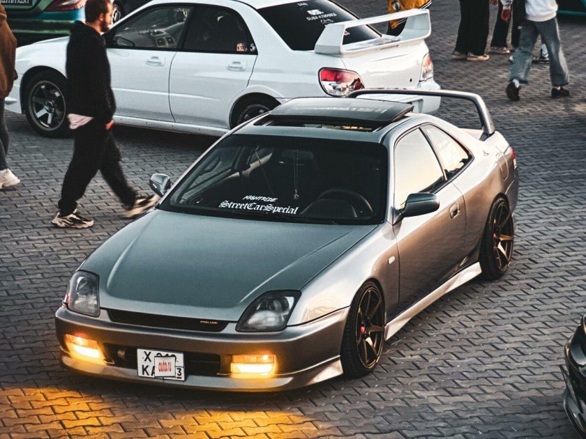 Honda prelude v