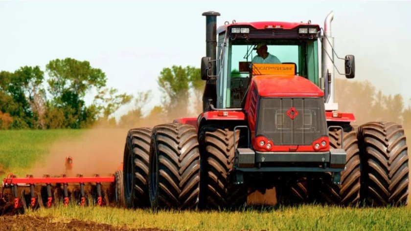 Трактор Кировец