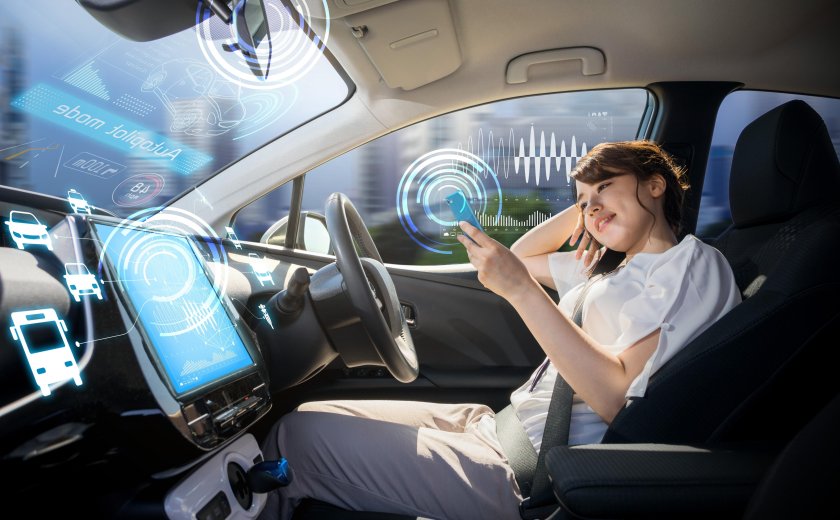 Автопилот в автомобиле