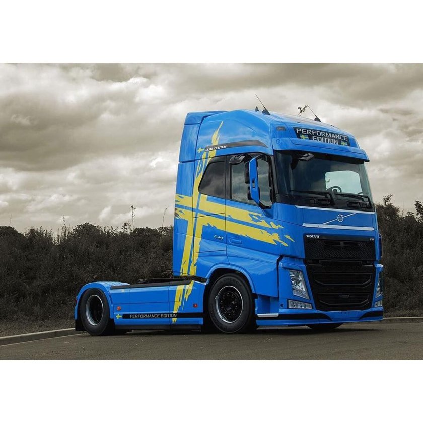 Европейский тягач Вольво