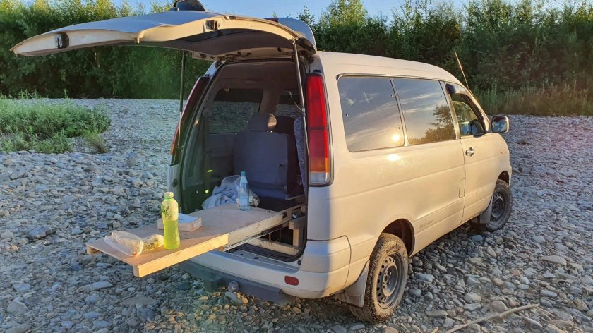 Toyota Town Ace Noah 1998