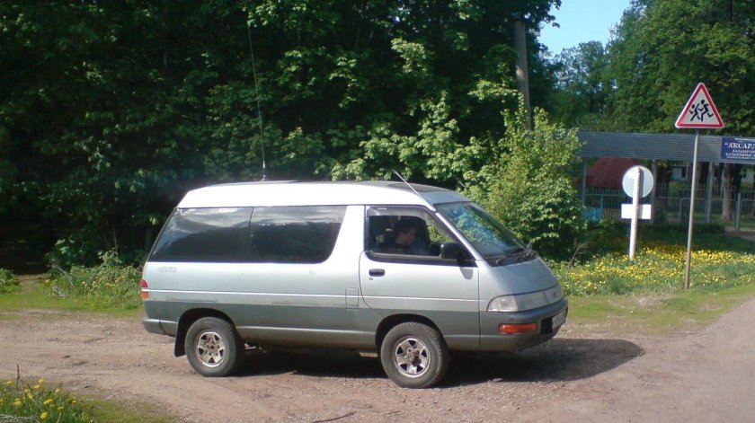 Toyota Town Ace 3