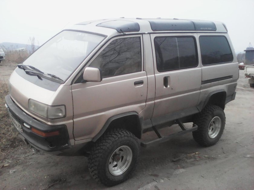 Toyota Town Ace 1990