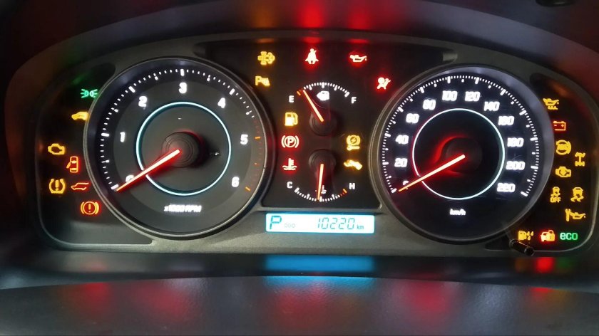 Chevrolet Captiva приборная панель