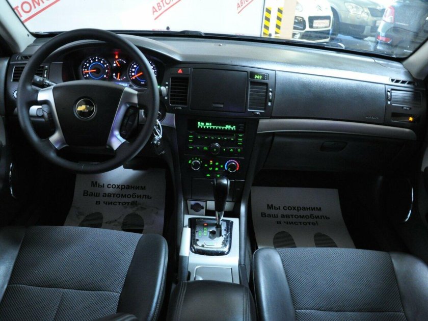 Chevrolet Epica 2010 салон