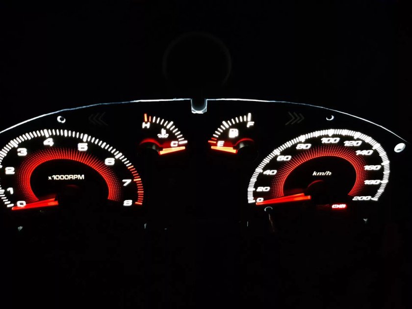 Панель приборов Шевроле Авео т250