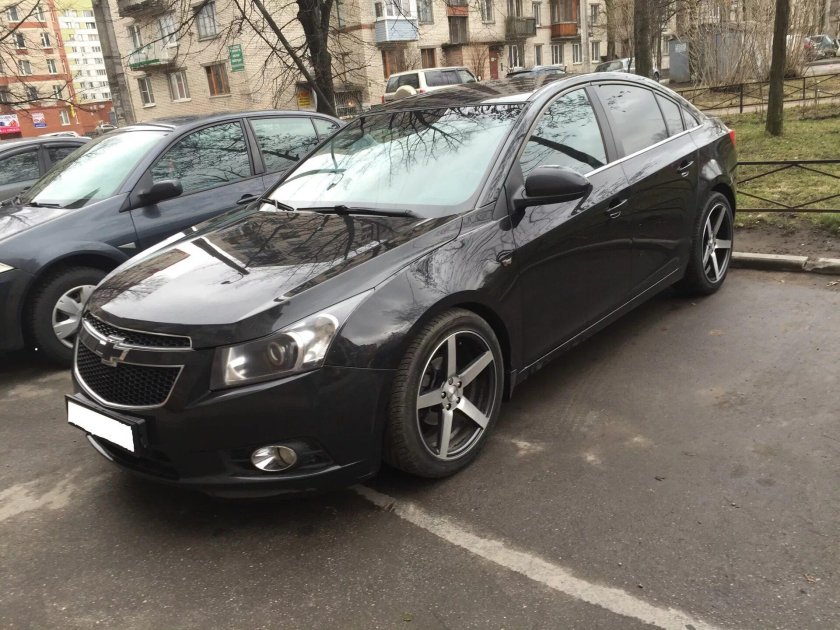 Chevrolet Cruze r18