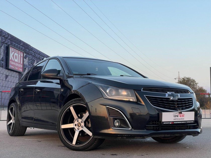 Шевроле круз черный r18