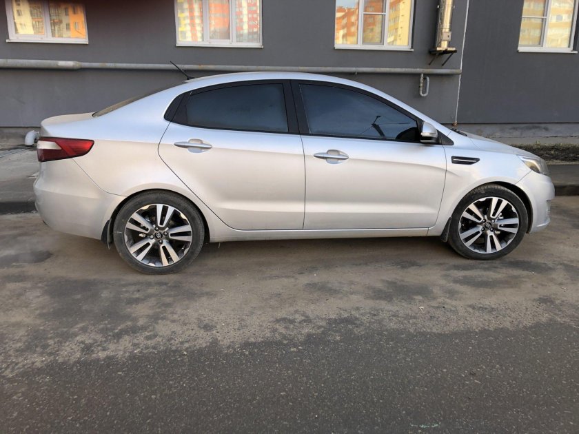 Kia Rio 3 r17