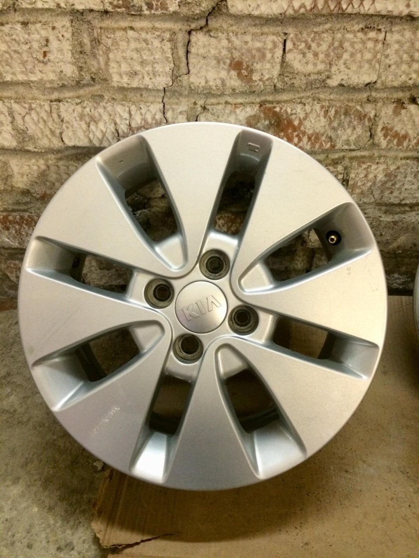Оригинальные литые диски Киа Рио 3