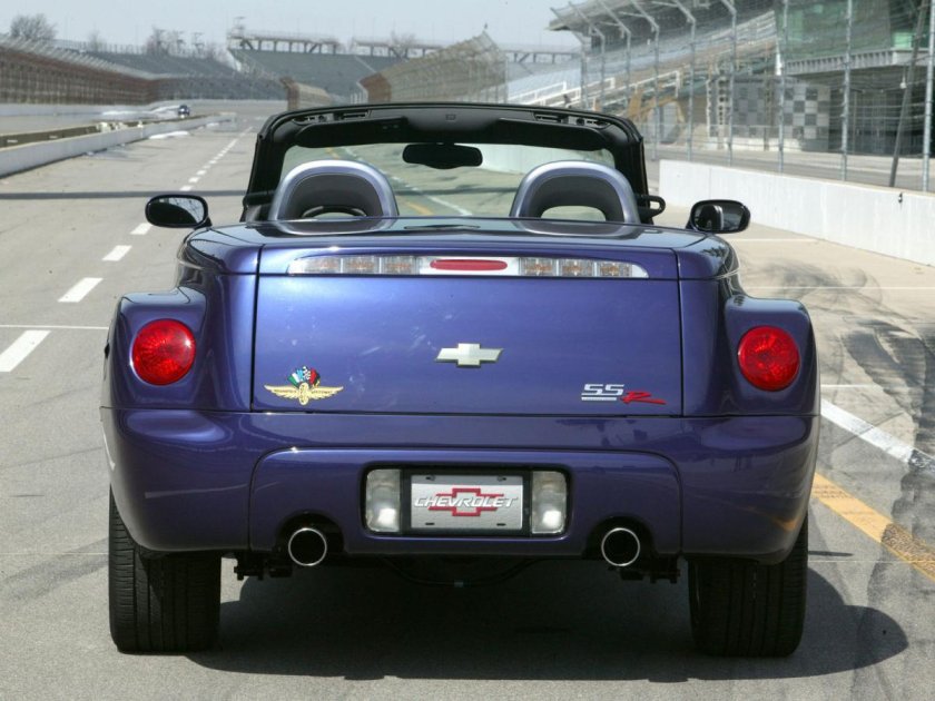 Chevrolet SSR 2003