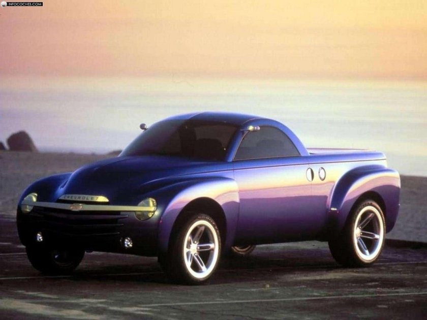 Chevrolet SSR 2000