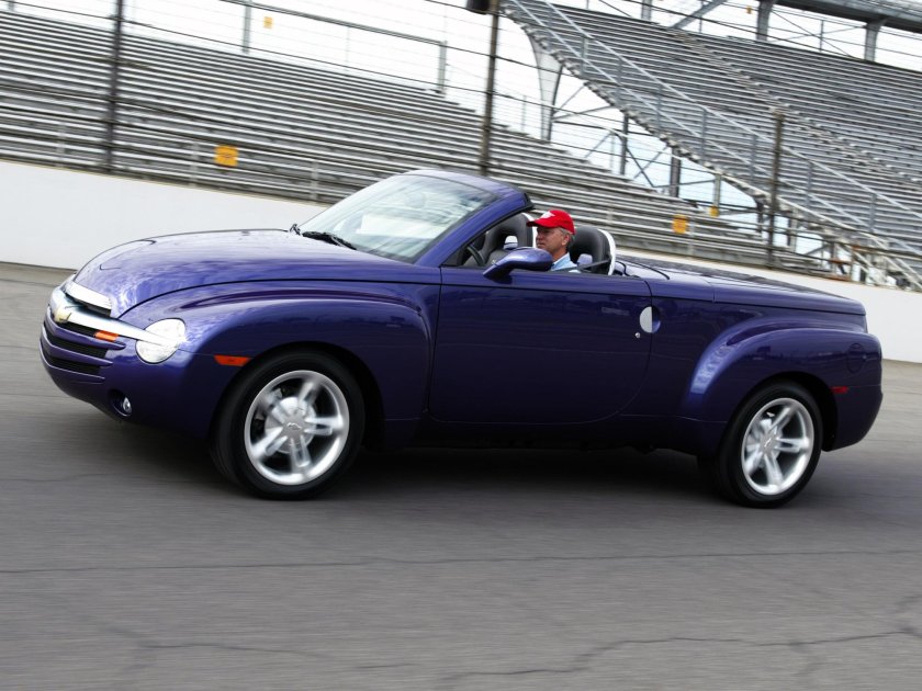 Chevrolet SSR 2003
