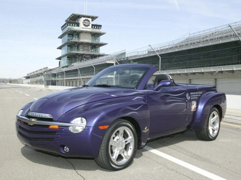 Chevrolet SSR 2003