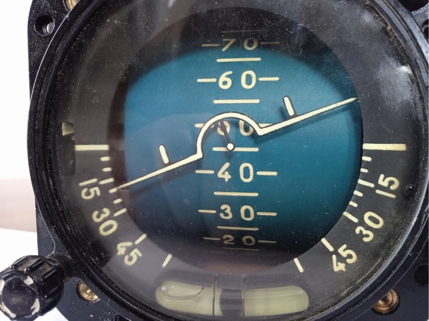 Авиагоризонт агб-3к