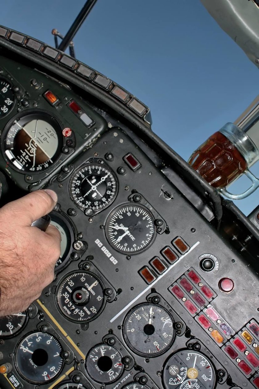 Авиагоризонт Boeing 737